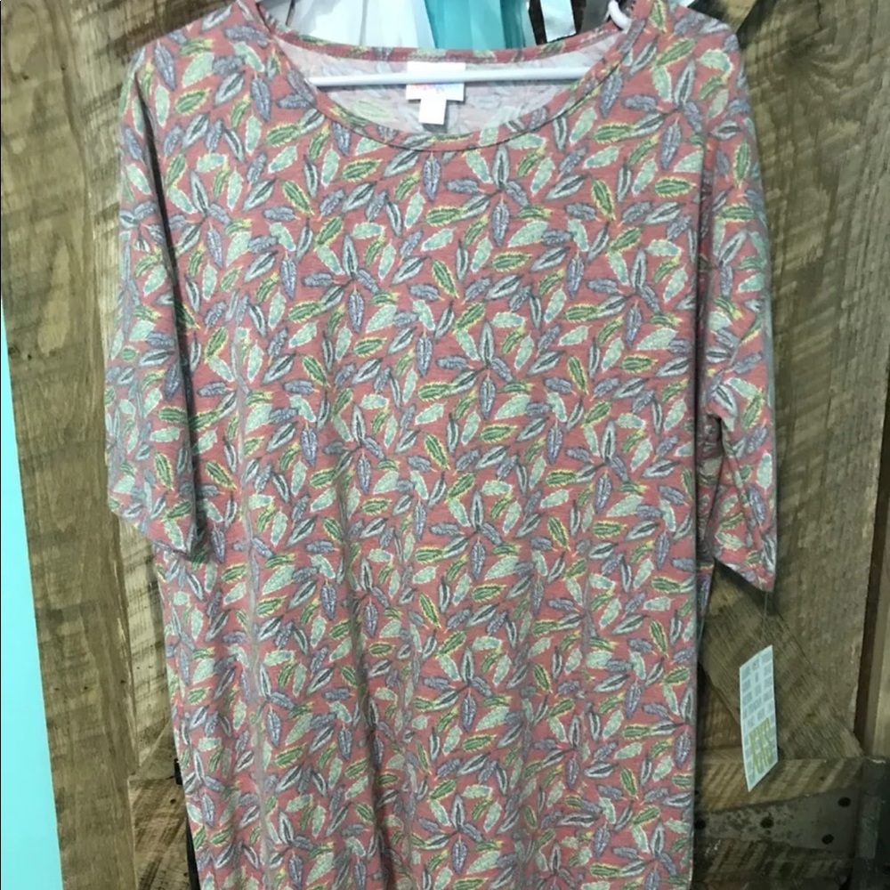 LuLaRoe Feather Irma Size XXS!